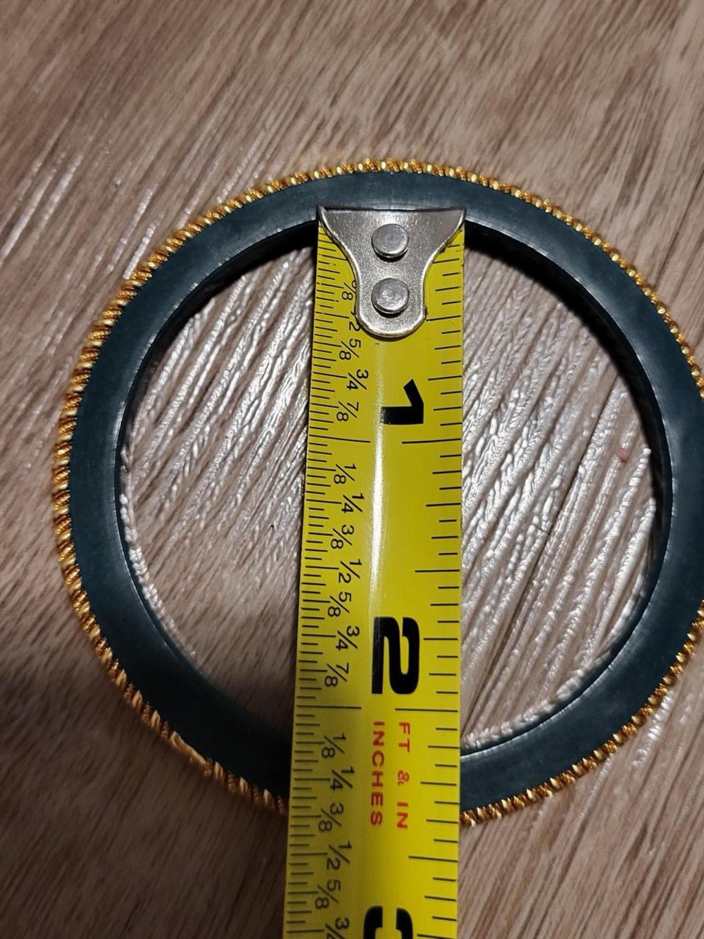 4 plastic bangles - Picture 6 of 9